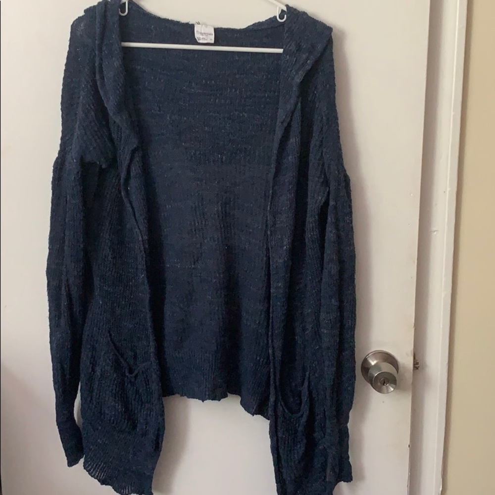 Essentials Cardigan - Picture 2 of 4